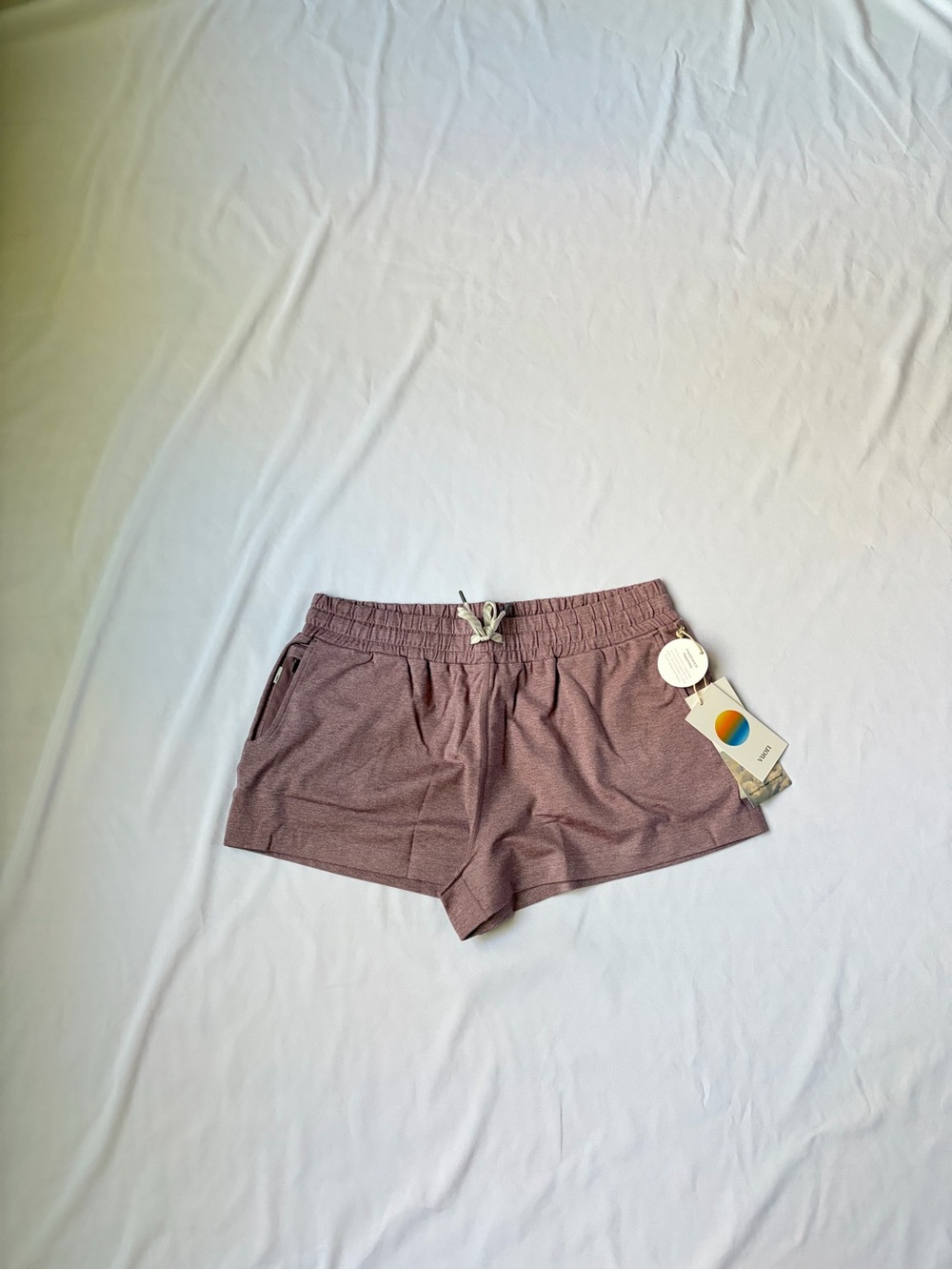 Vuori halo performance shorts NWT - Picture 2 of 4
